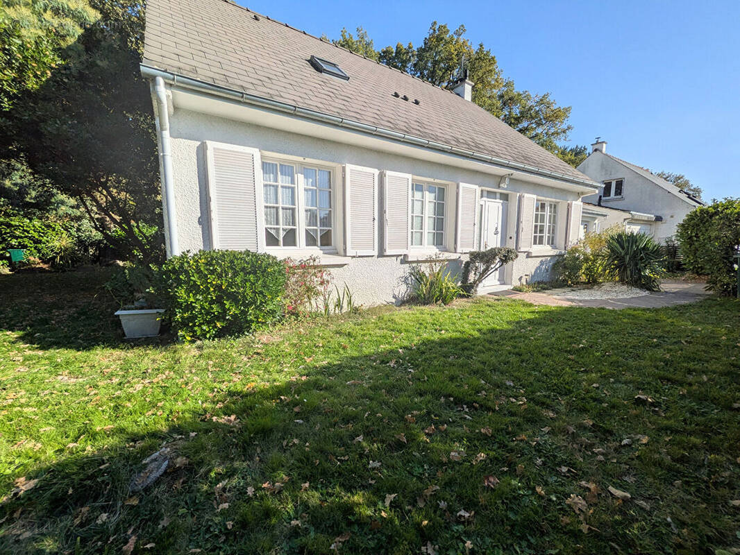 Maison à LA CHAPELLE-SUR-ERDRE