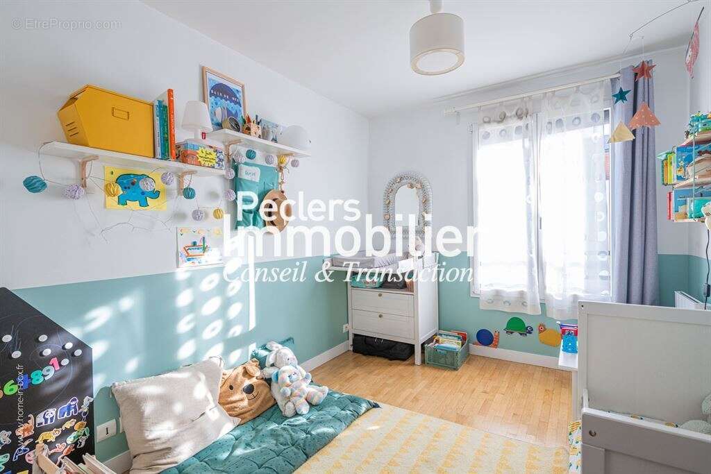 Appartement à RUEIL-MALMAISON
