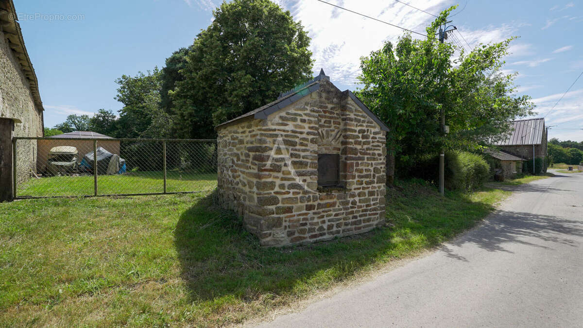Maison à GUILLIERS
