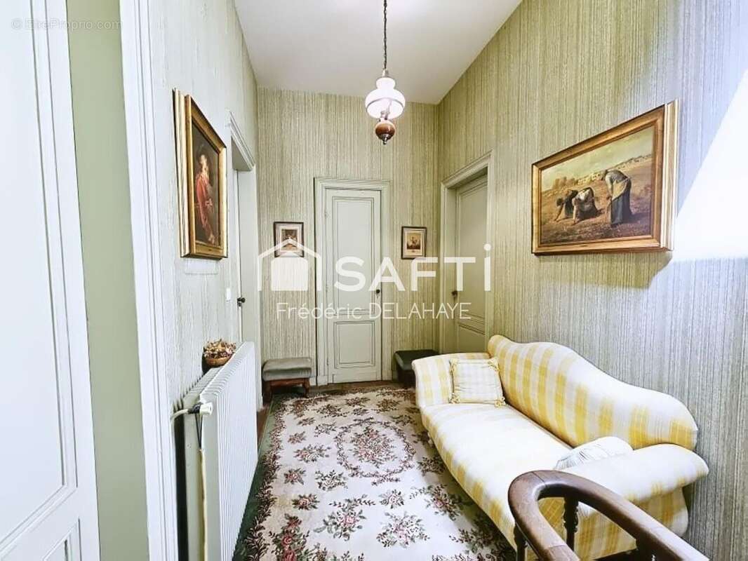 Maison 198 m² à Pauillac  - photo 8