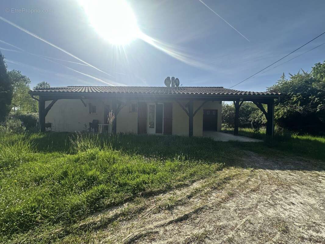 Maison 100 m² à Puysserampion  - photo 2