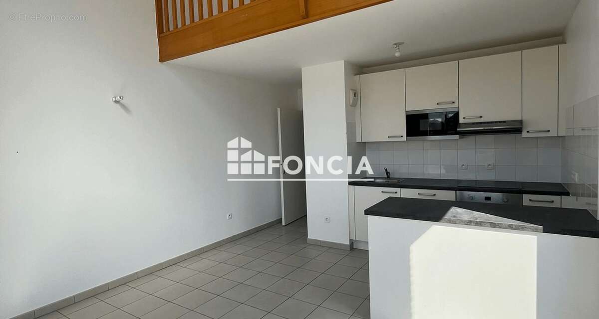 Appartement à LIEUSAINT