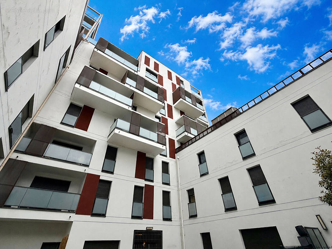 Appartement à COLOMBES