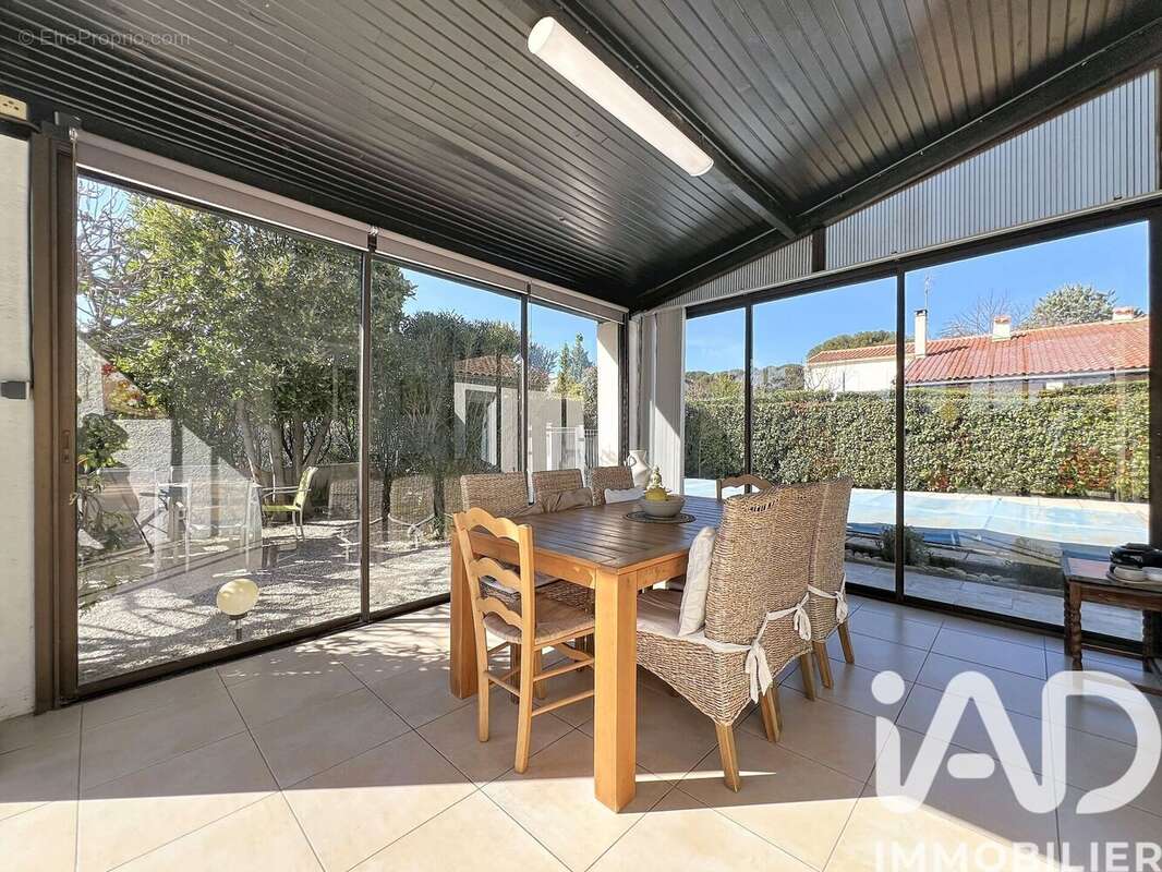 Photo 8 - Maison à VELAUX