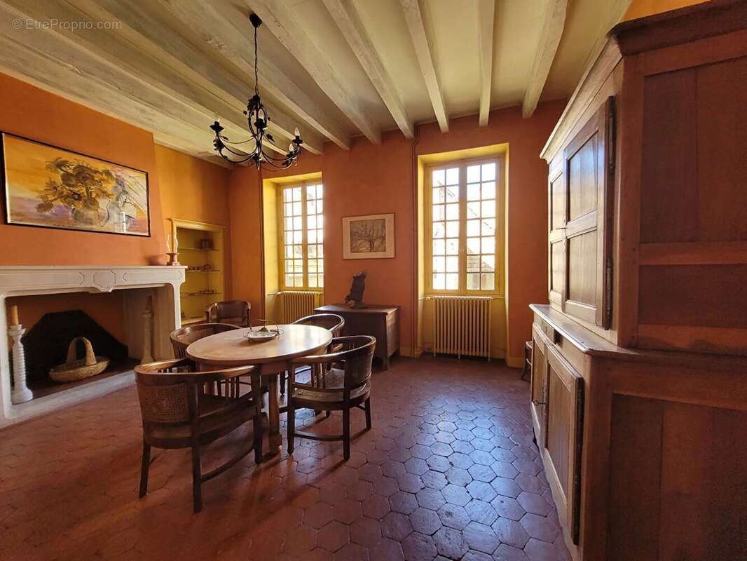Appartement à SAINT-POURCAIN-SUR-SIOULE