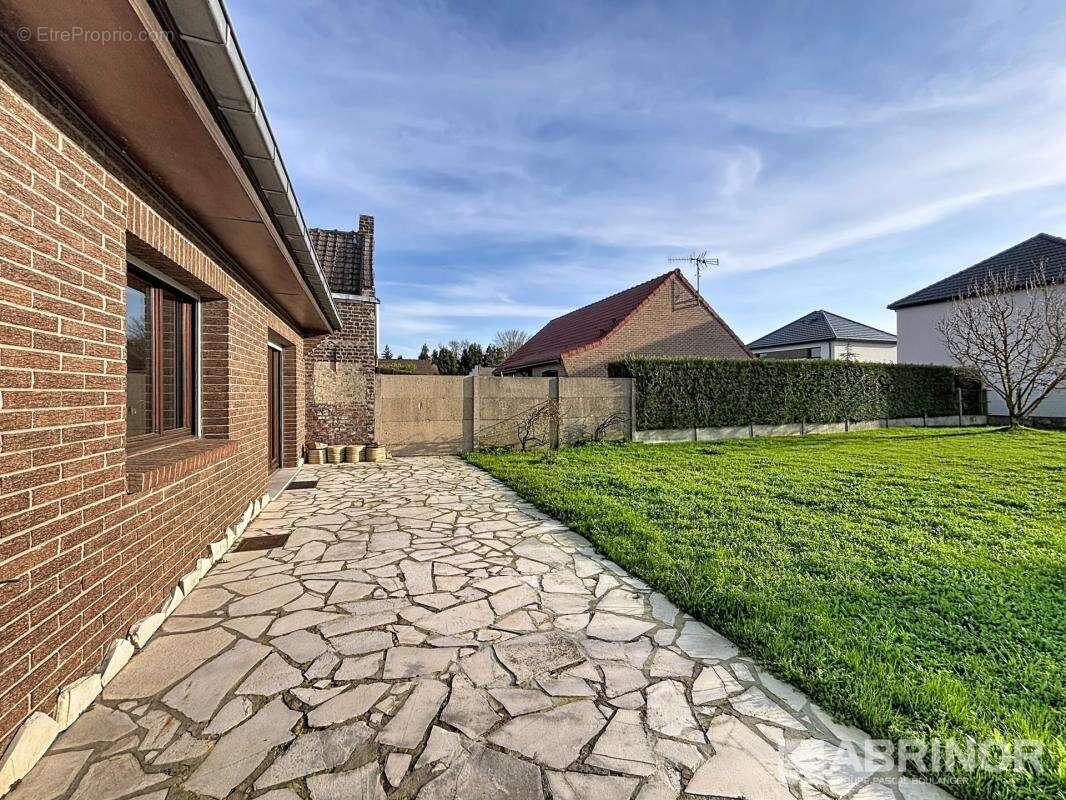 Maison à ANNOEULLIN