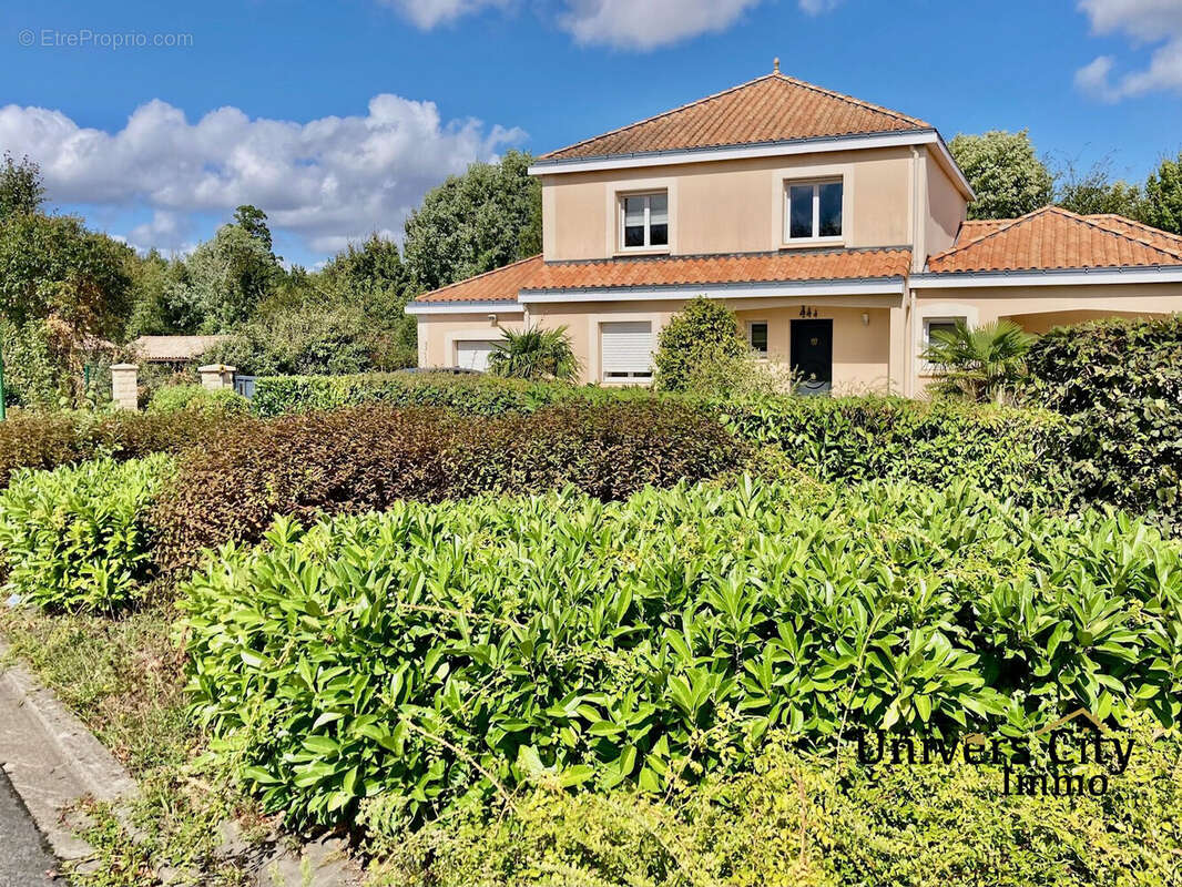 Maison à VERTOU