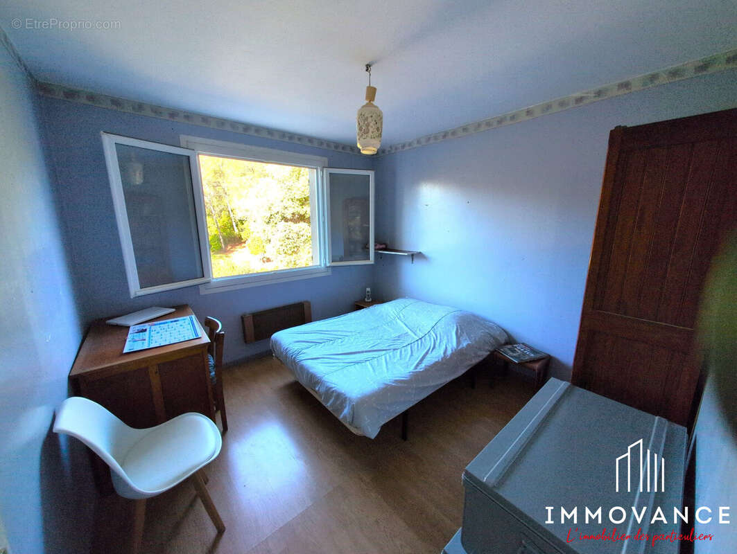 Maison 136 m² à Saint-Clement-De-Riviere  - photo 8
