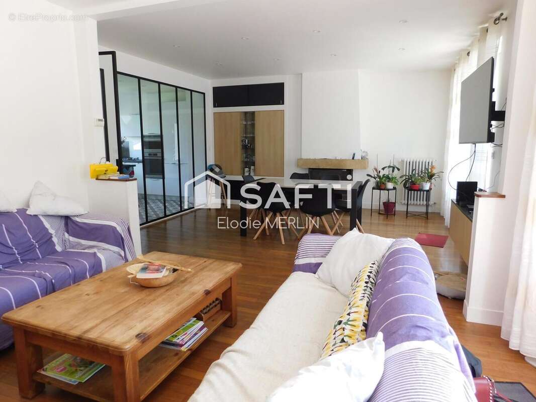 Maison 198 m² à Saint-Pierre-Les-Nemours  - photo 5