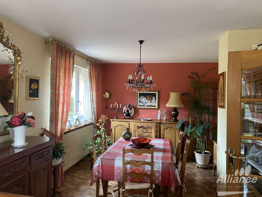 Maison à BELVERNE