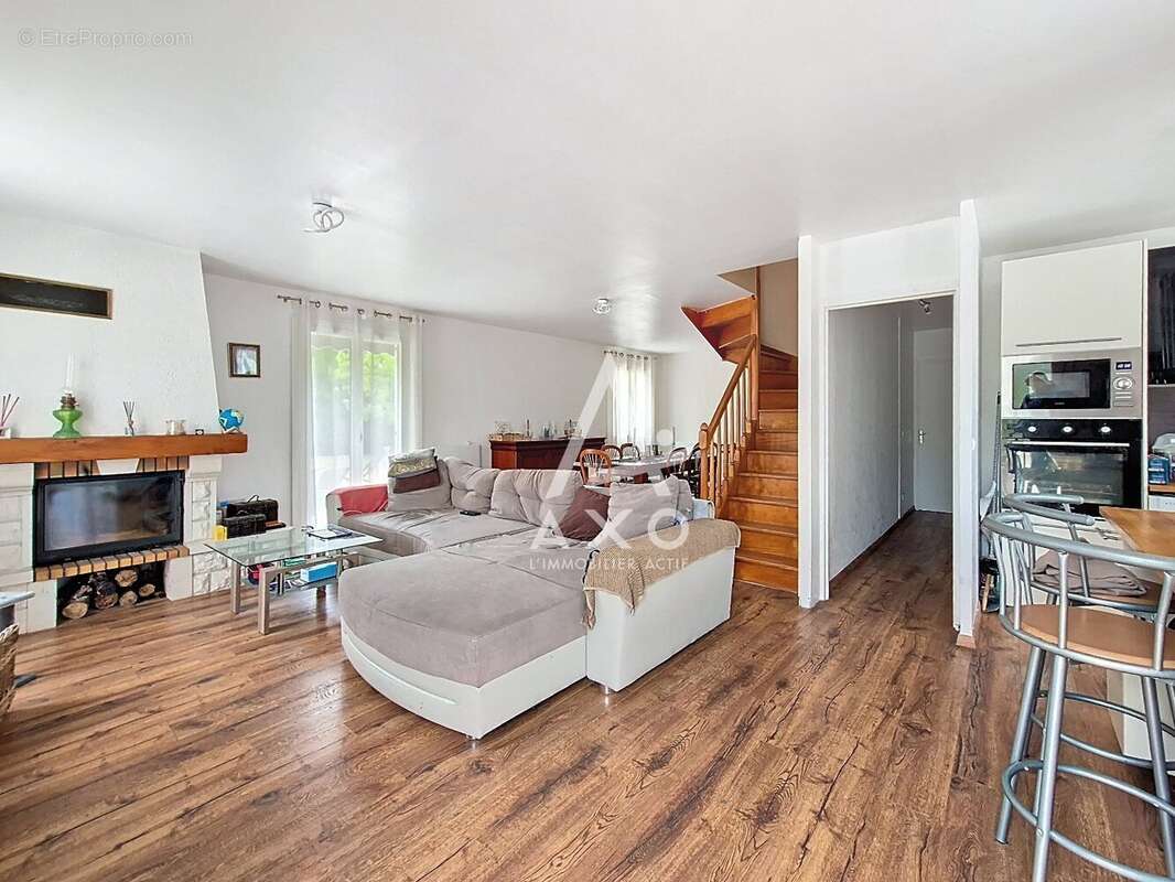 Maison à BAILLEUL-SUR-THERAIN