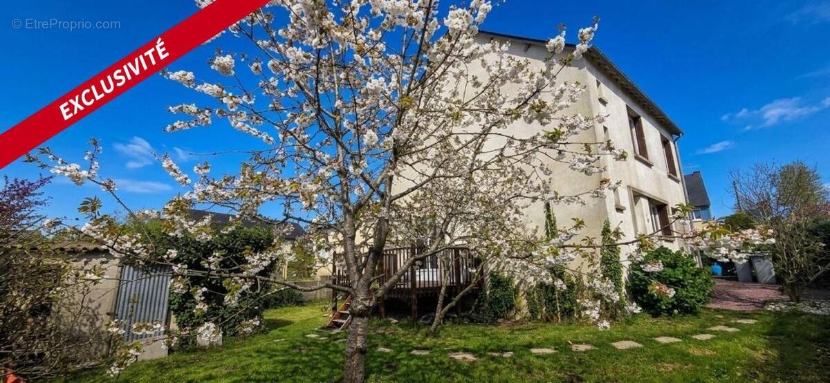 Maison à CHATEAUNEUF-D'ILLE-ET-VILAINE