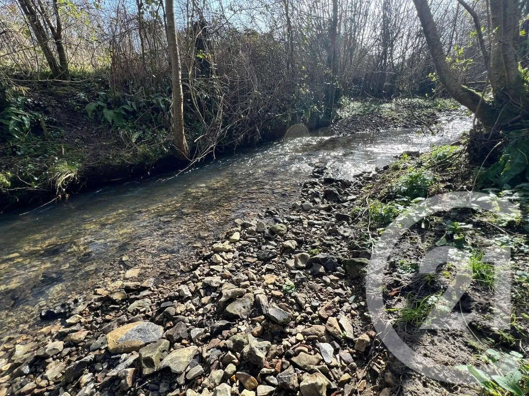 Terrain à PONT-AUDEMER