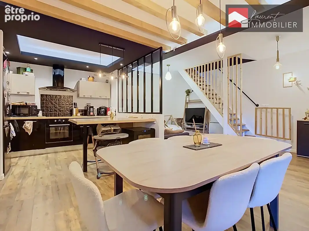 Appartement en Duplex, 3 Chambres + Terrasse abritée et Double Garage - photo 2