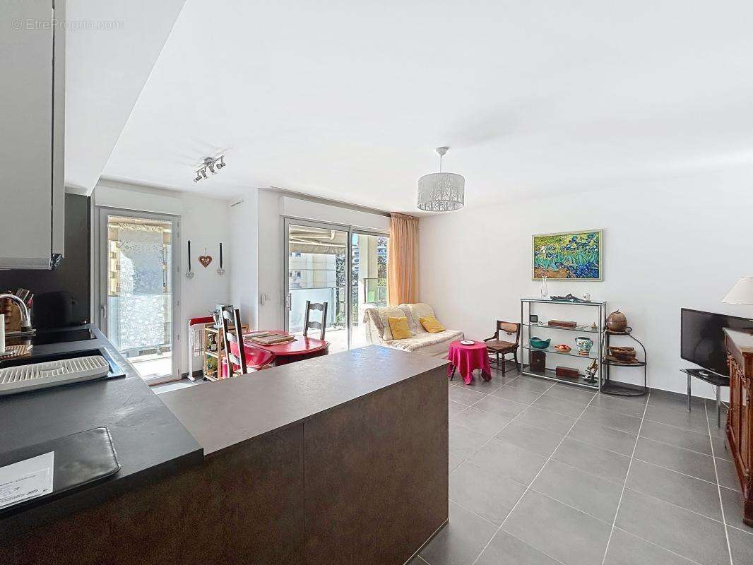 Appartement à CAGNES-SUR-MER