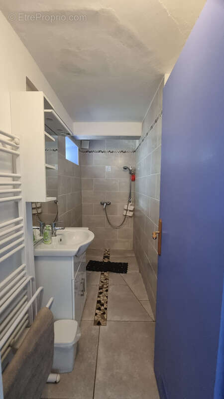 Maison à VILLENEUVE-DE-BERG