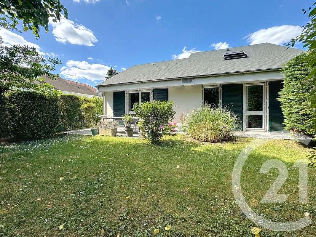 Photo 2 - Maison à THIAIS