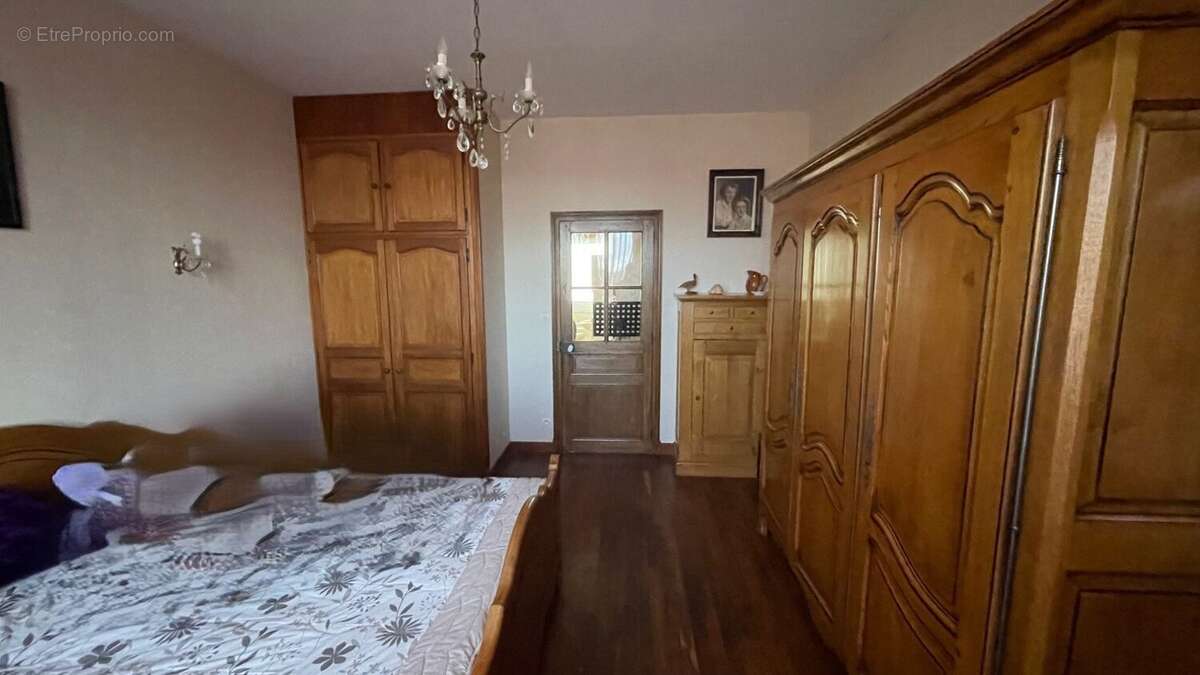 Maison à MESNIL-SAINT-NICAISE