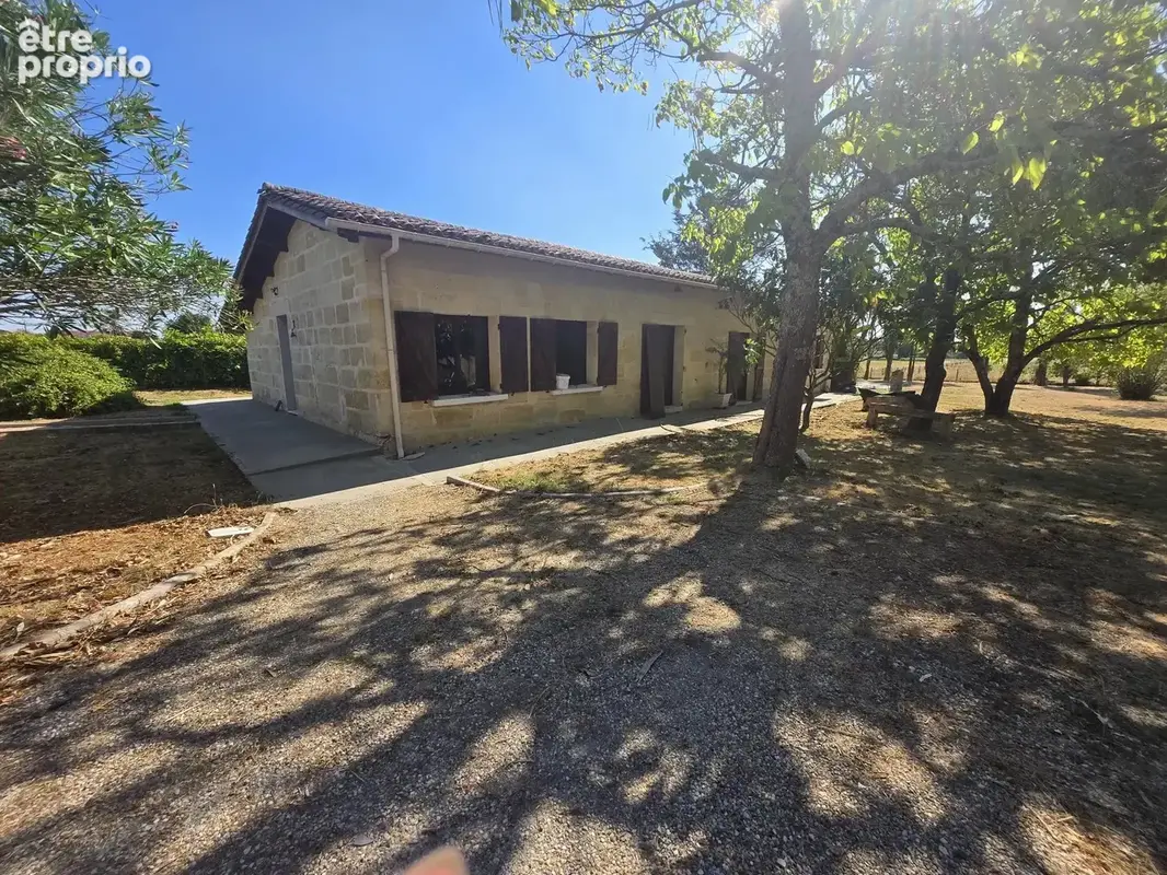 Maison à PUGNAC