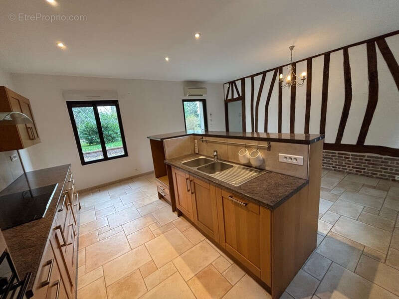 Maison à SAINT-MARTIN-DE-BOSCHERVILLE