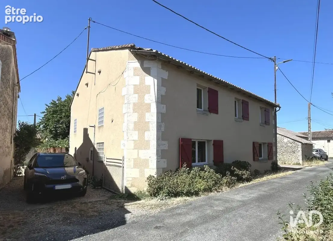 Photo 1 - Maison à QUINCAY