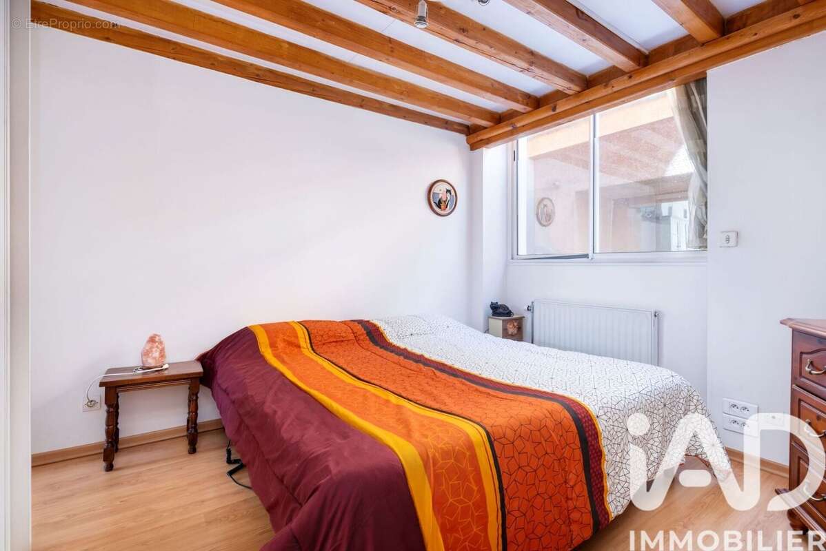 Photo 8 - Appartement à VILLEURBANNE