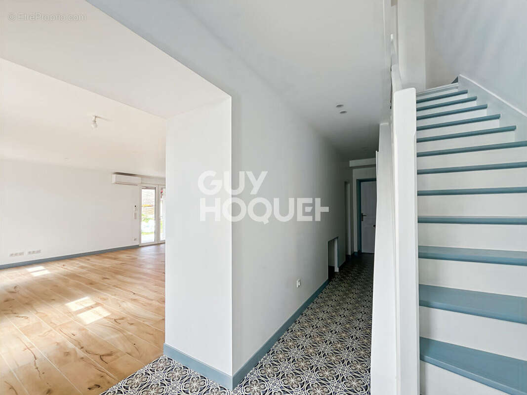Maison à CHAUMES-EN-BRIE