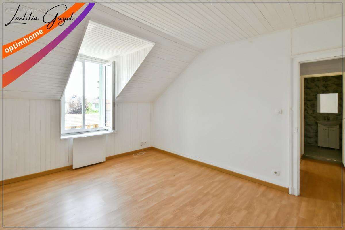 Maison rénovée 2 chambres avec jardin – Noyant-d’Allier - photo 5