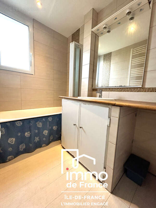 Appartement à VILLEMOMBLE