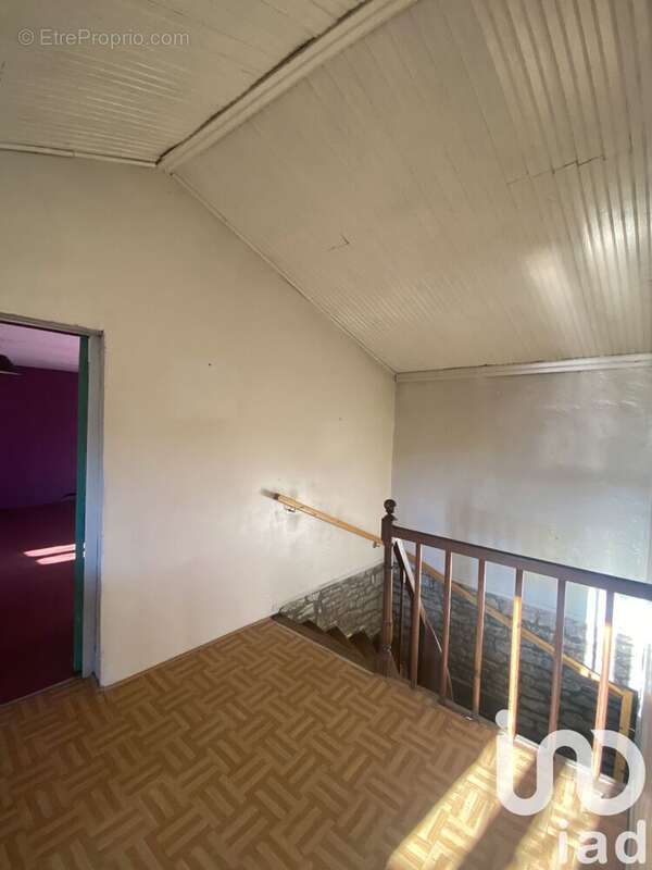 Photo 9 - Maison à VERINES