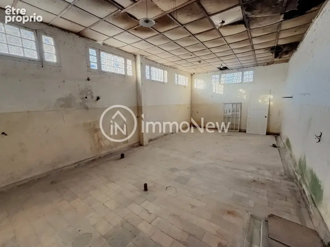 Bâtiment 300 m2 - photo 6