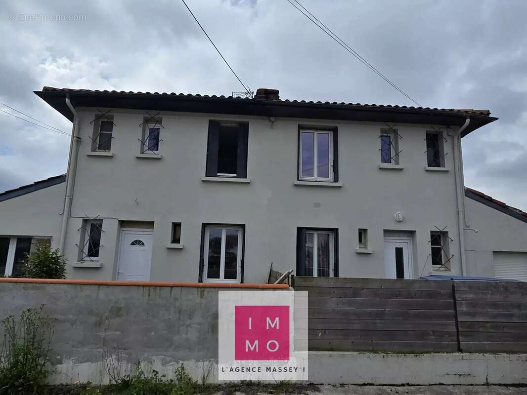 Maison à TARBES