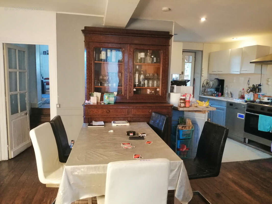 Maison à AUBETERRE-SUR-DRONNE