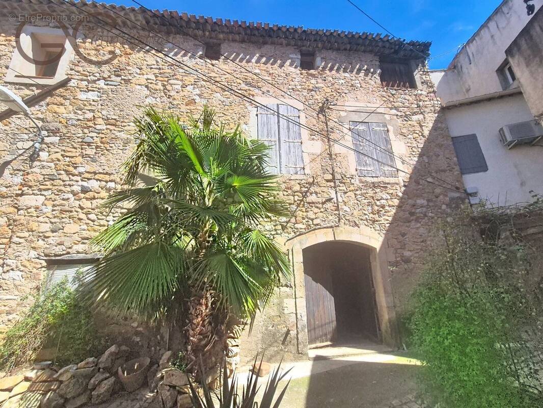 Maison à CESSENON-SUR-ORB