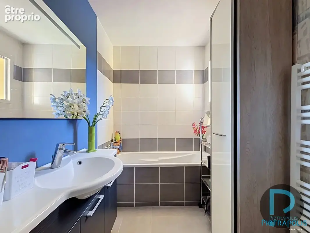 Maison 92 m² à Biziat  - photo 7
