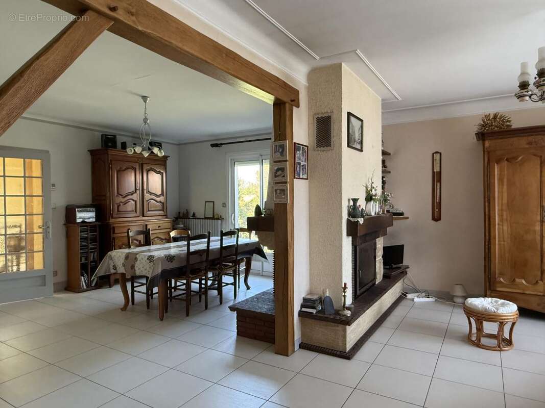 Maison à LE MAY-SUR-EVRE