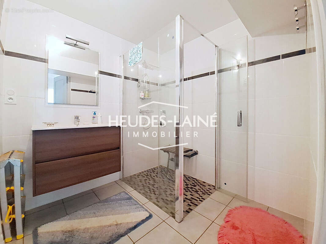 Maison à ISIGNY-LE-BUAT