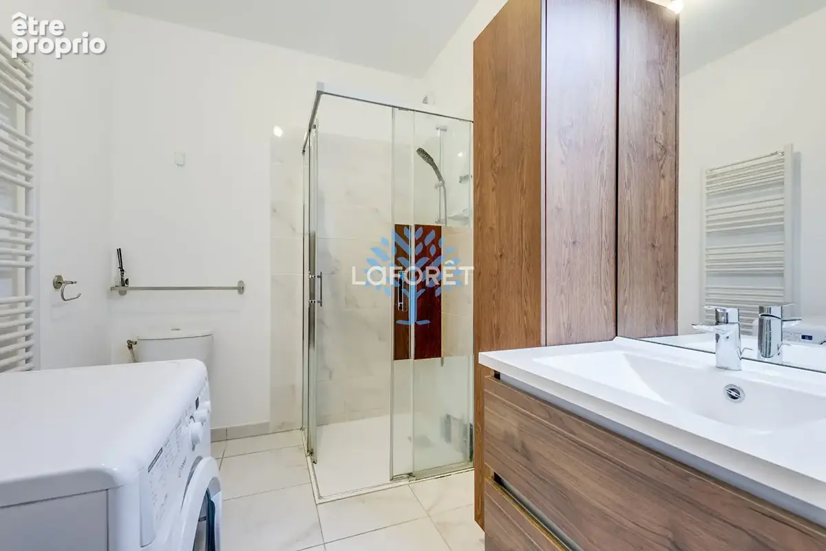A vendre - Grand studio moderne de 34m2 avec jardin - photo 5