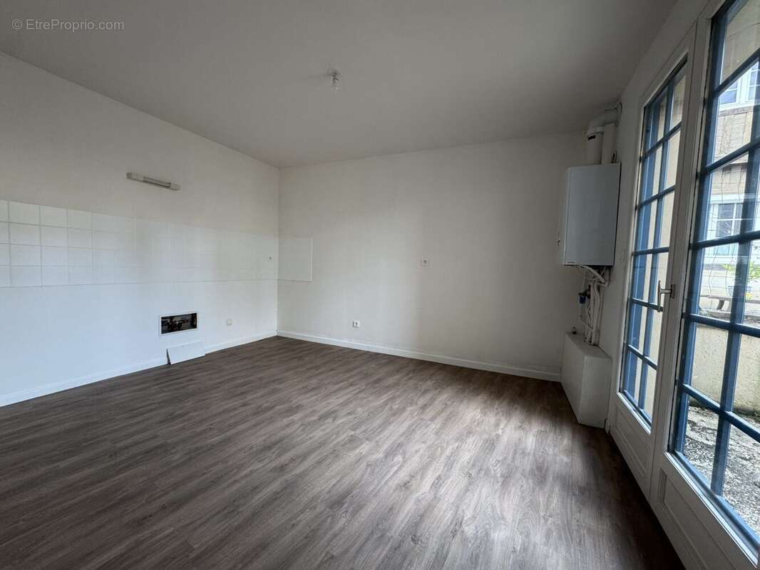 Maison à PONT-L&#039;EVEQUE