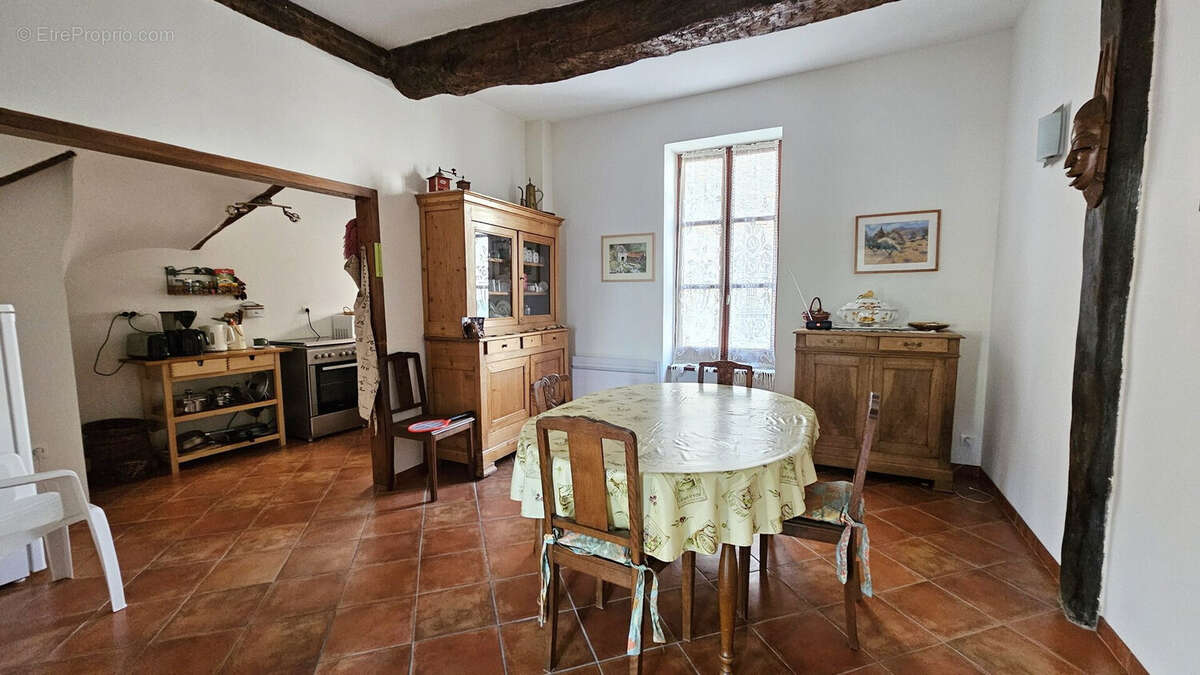 Maison 130 m² à Thezan-Les-Beziers  - photo 5