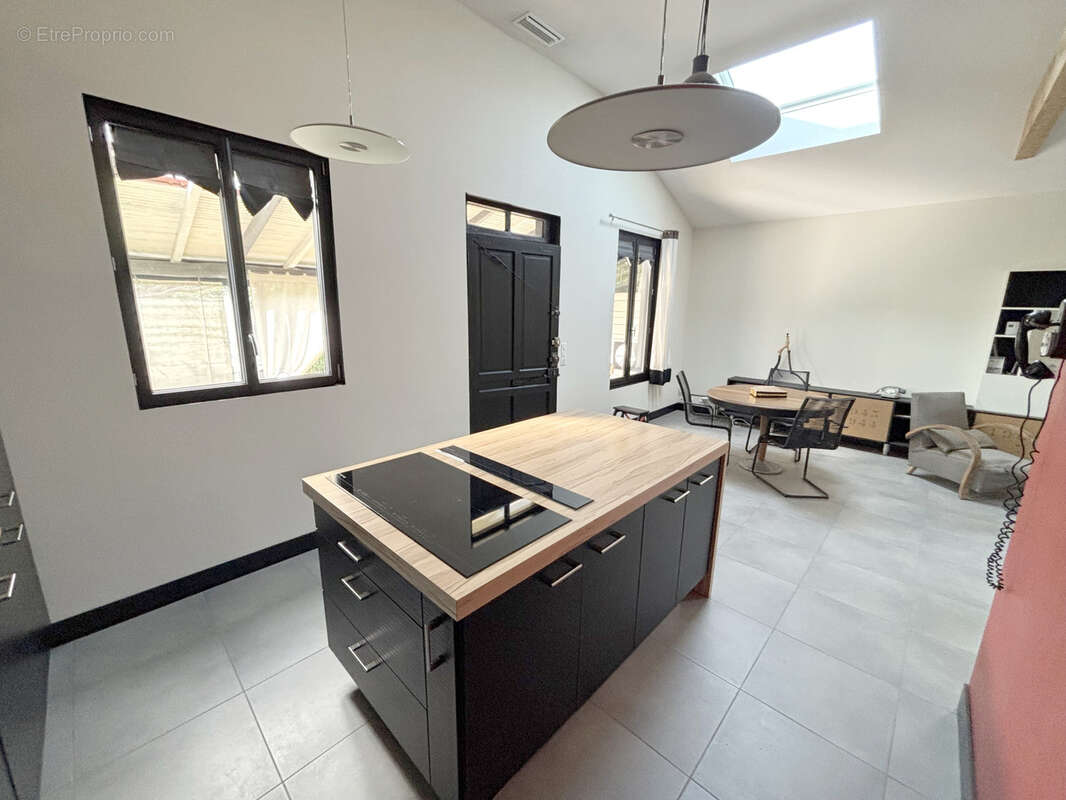 Maison à CASTELNAU-LE-LEZ