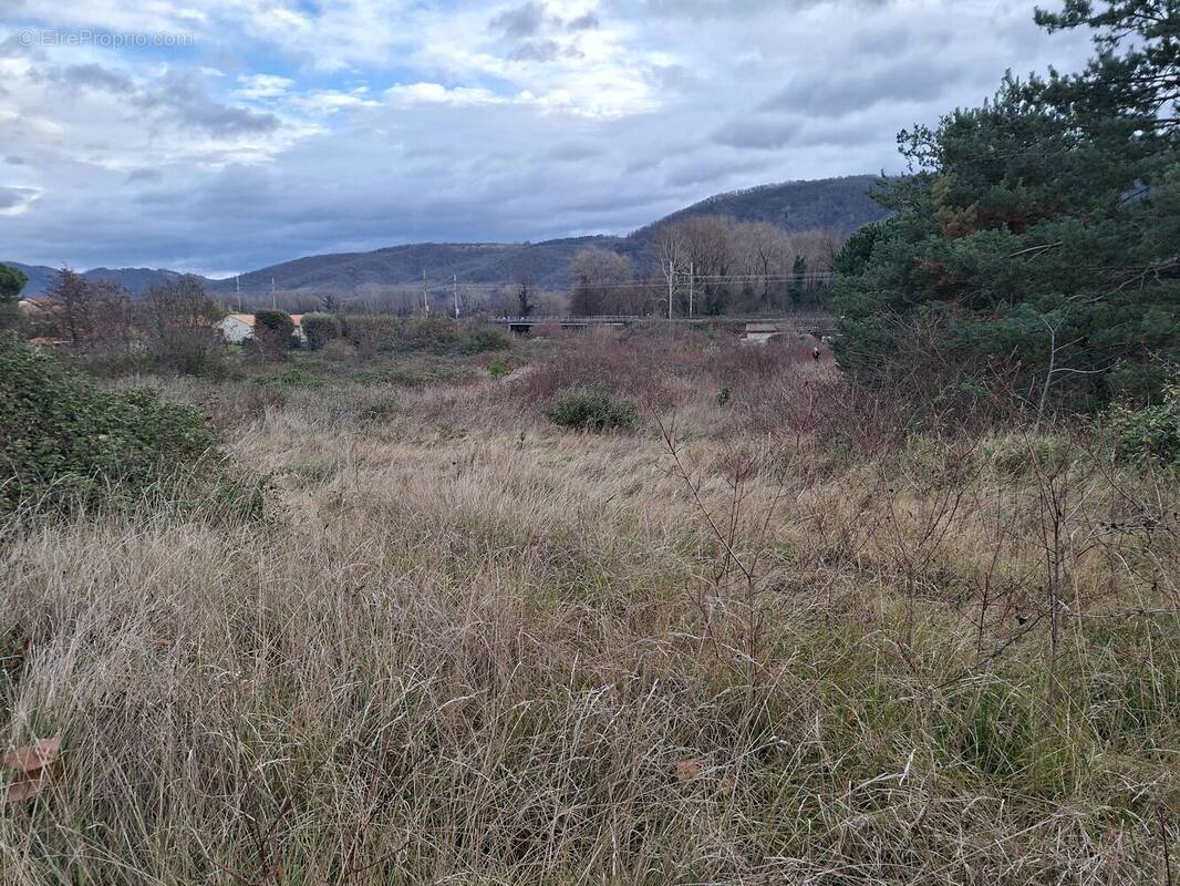 Photo 1 - Terrain à ARRAS-SUR-RHONE