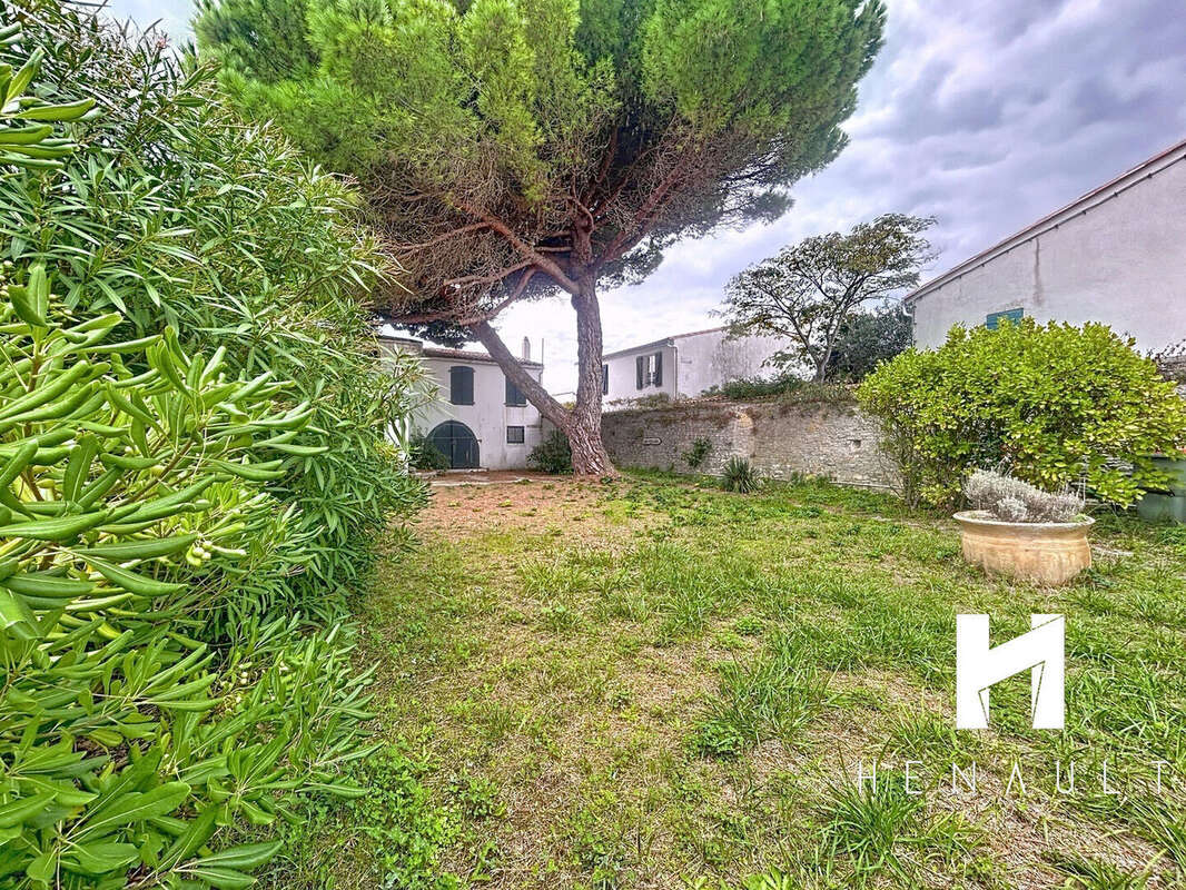 Maison à LA COUARDE-SUR-MER