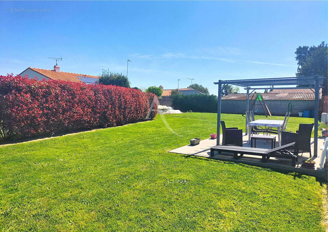 Maison à BEAUVOIR-SUR-MER