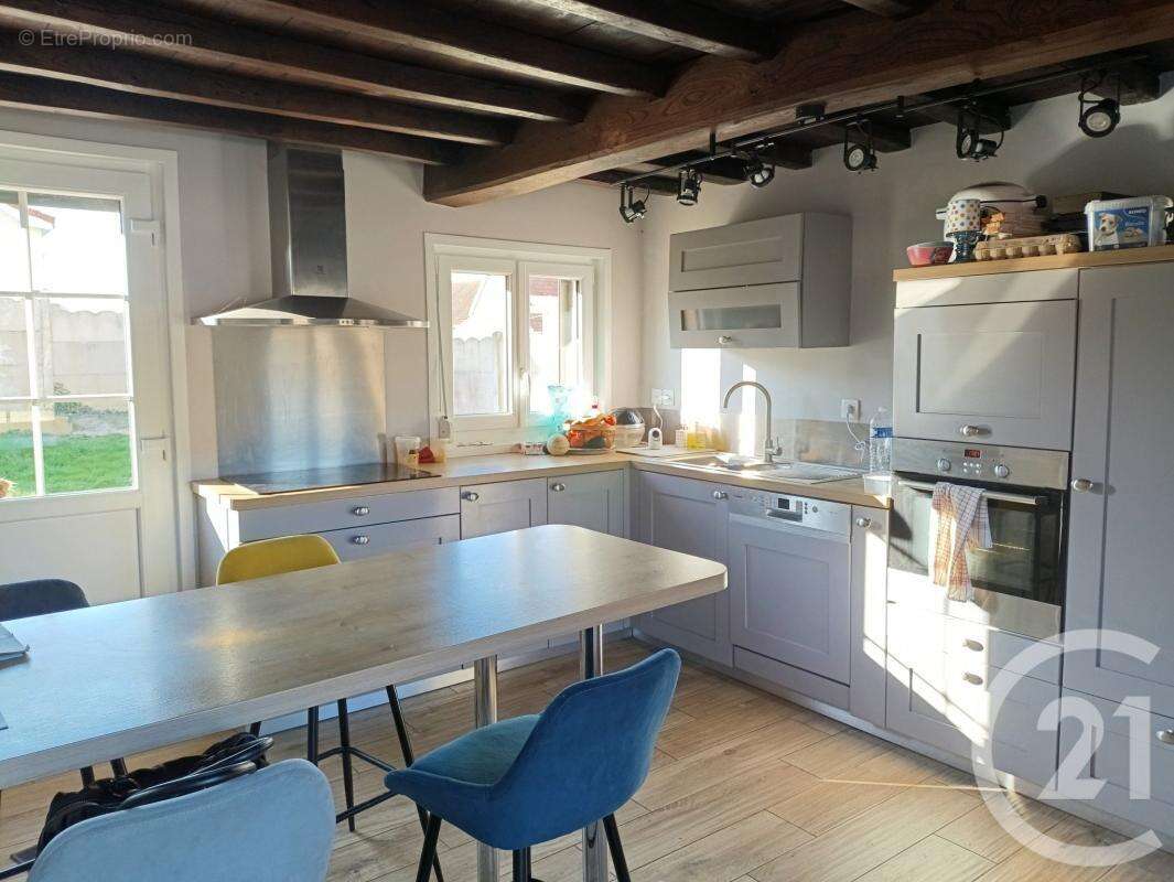 Maison à MARESQUEL-ECQUEMICOURT
