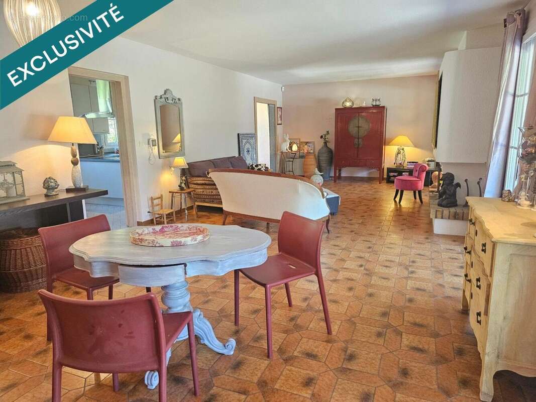 Photo 6 - Maison à MONTFERRAND-LE-CHATEAU