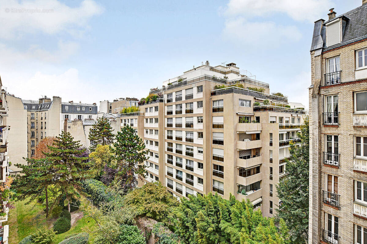 Appartement à PARIS-12E
