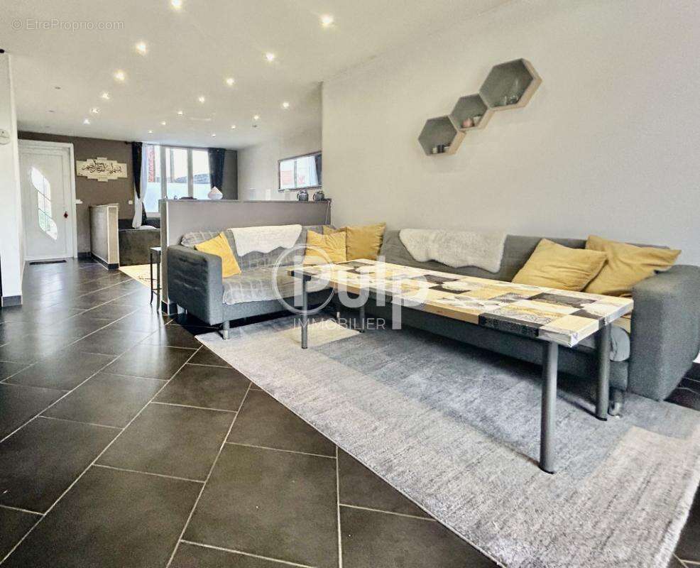 Maison à QUIERY-LA-MOTTE