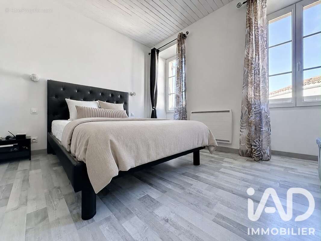 Maison 65 m² à Corme-Royal  - photo 9