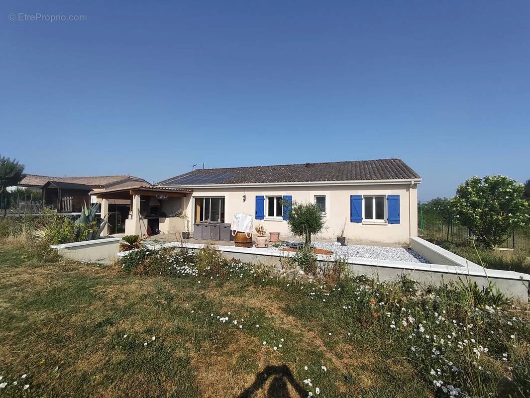Maison à SAINT-LEON-SUR-L'ISLE